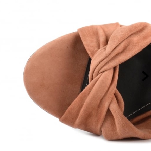 Kendall & Kylie Suede Heels - Worn Once - Picture 3 of 11